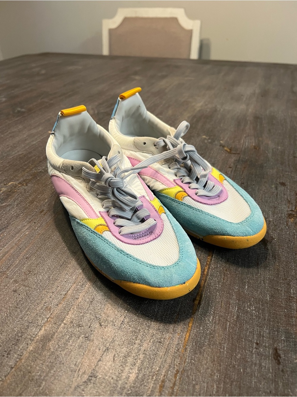 Oncept sneakers